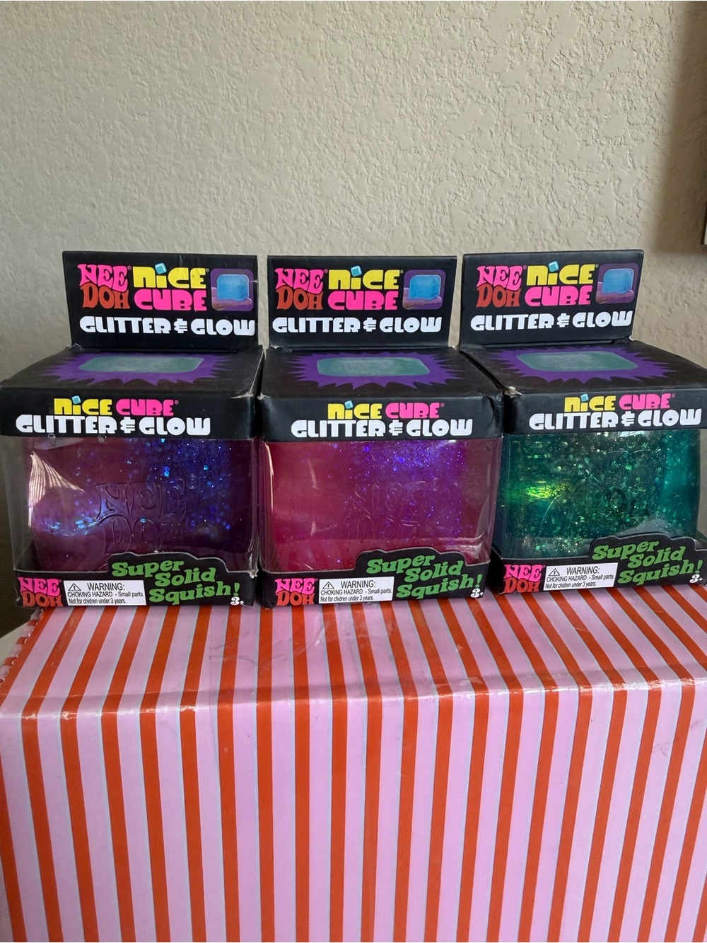 🌟🌟NEEDOH NICE CUBE “GLITTER & GLOW!!” Squish - 🌟🌟 (Price is for one unit)